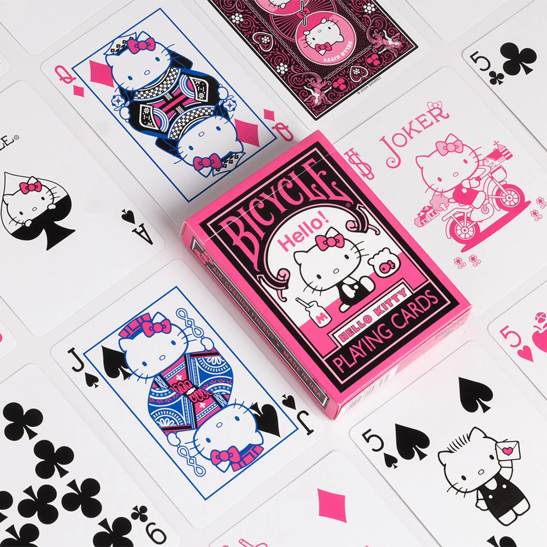 Bicycle Hello Kitty Black & Pink Playing Cards – Sanrio's Iconic Character