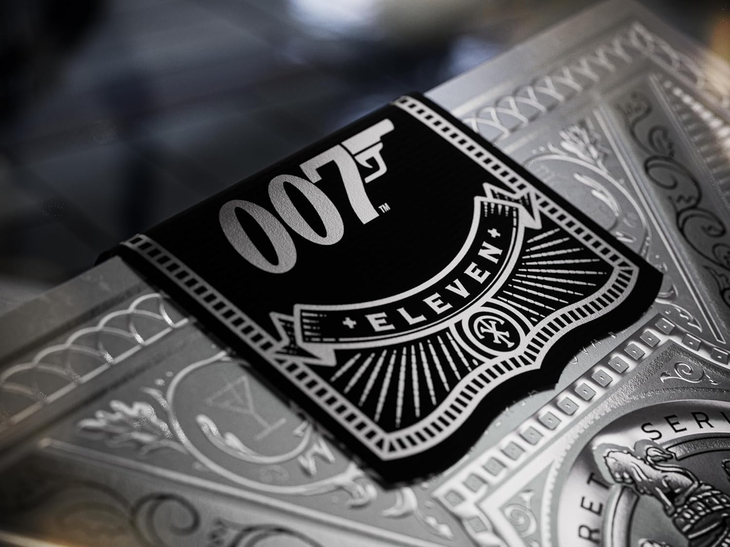 007 Eleven logo on a playing card
