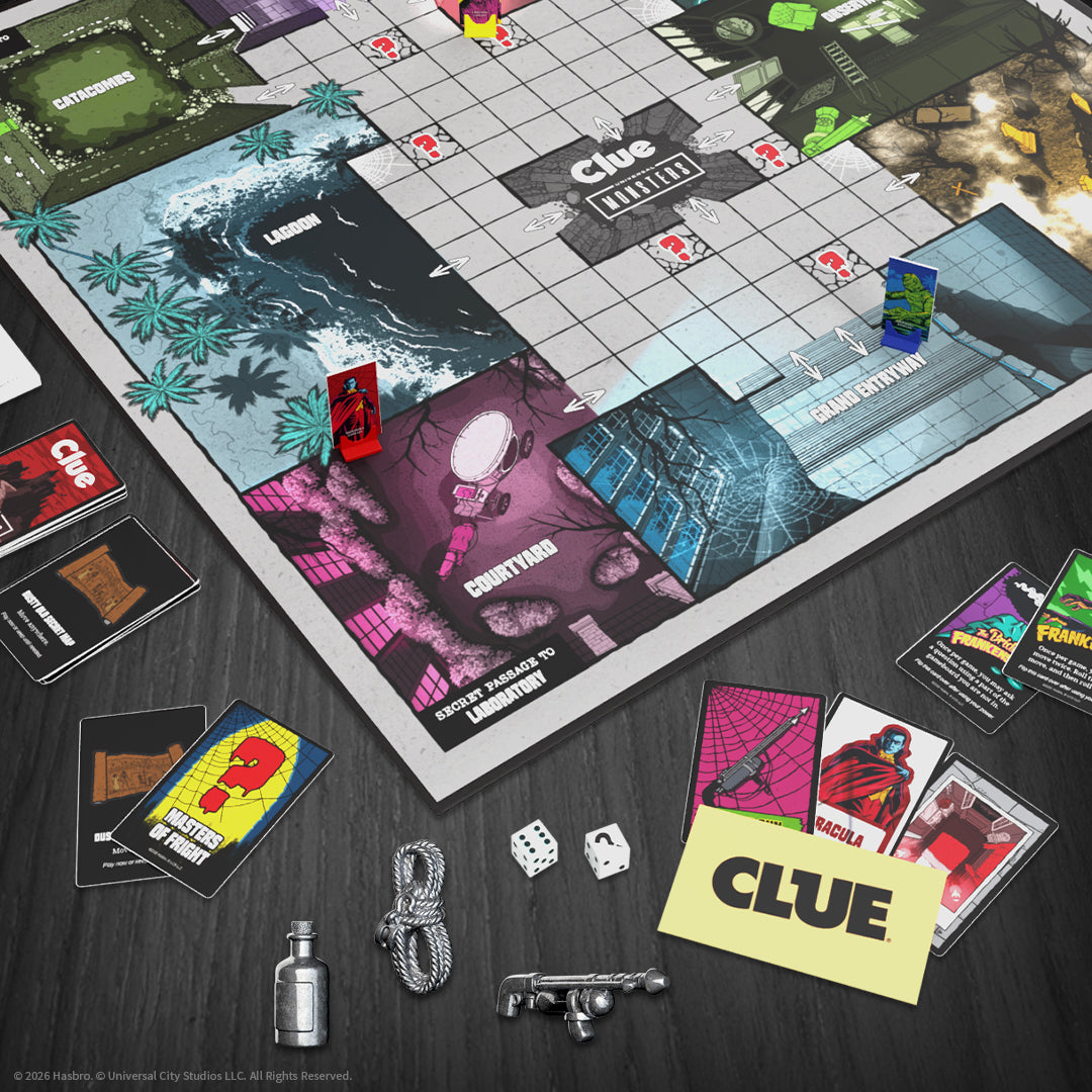 Clue: Universal Monsters Edition – game components