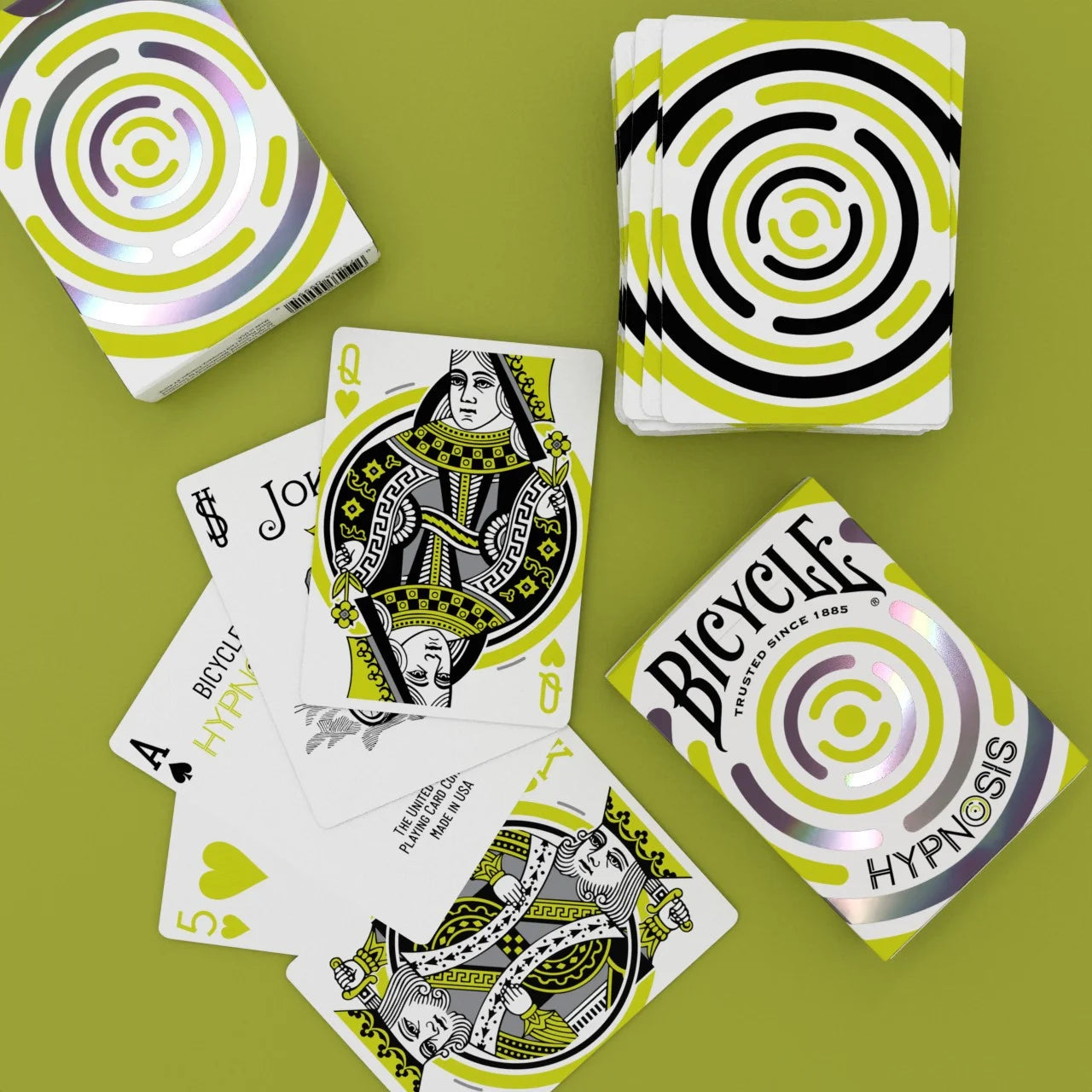 Bicycle Hypnosis Green cards showing circular backs, Queen and Joker