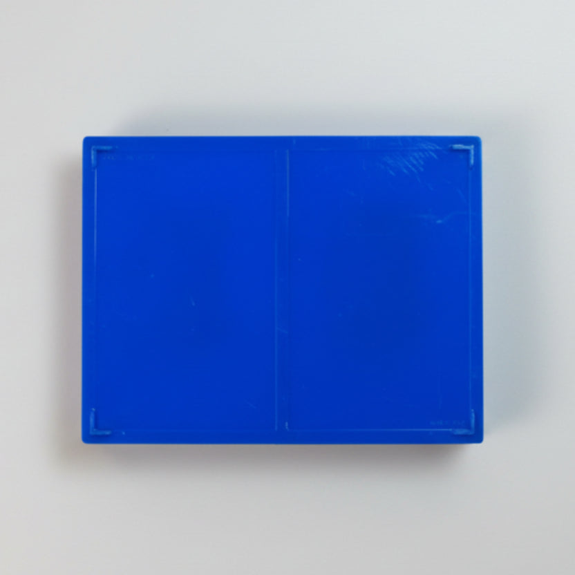 Blue rectangular Hoyle case back