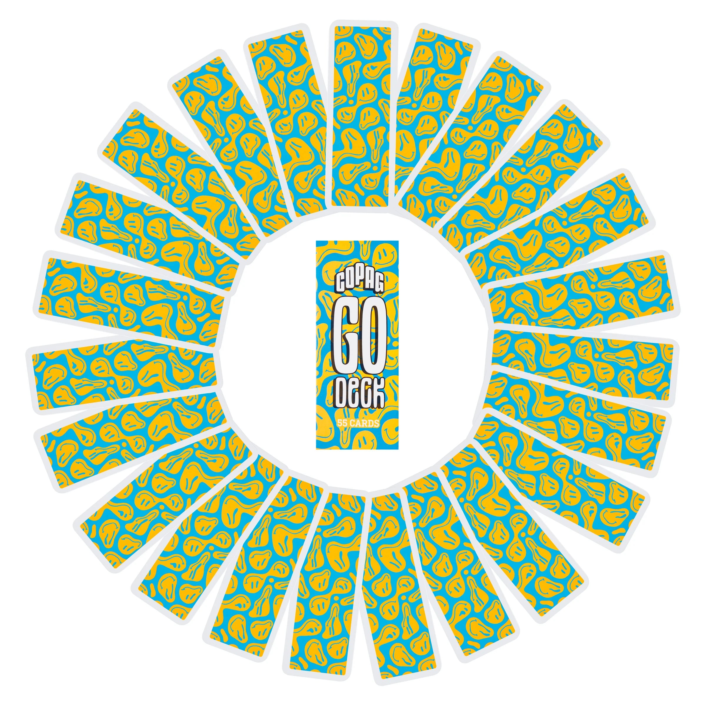 Circular arrangement of small packages with a central Copag Go Deck – Smiles Design box on a white background